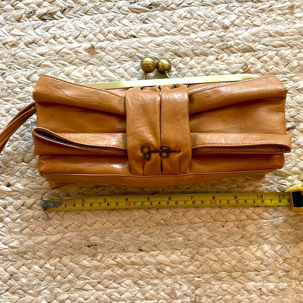 Cute clutch!